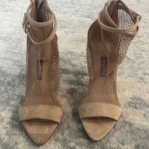 Nine West Net Heels Size 5